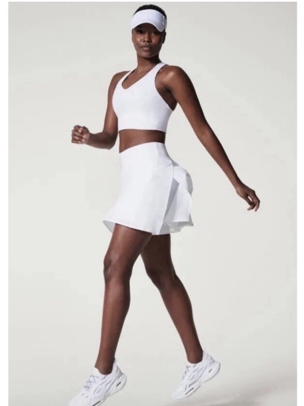 SPANX Get Moving Skort 17" Long White tennis golf running paddleball XS NWT